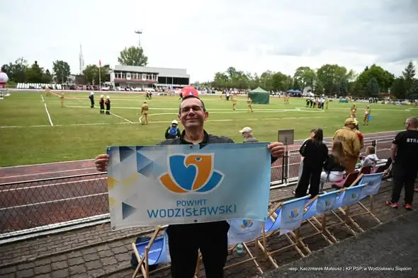 Druhny z OSP Rogów na wojewódzkich zawodach pożarniczych w Częstochowie