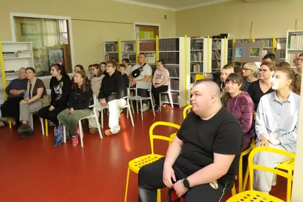 Witold Stawski opowiadał o Nowej Zelandii w bibliotece w Brzezinach