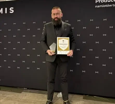 Gmina Jeżów z tytułem „Lider Bezpieczeństwa” podczas gali AZYL EXPO