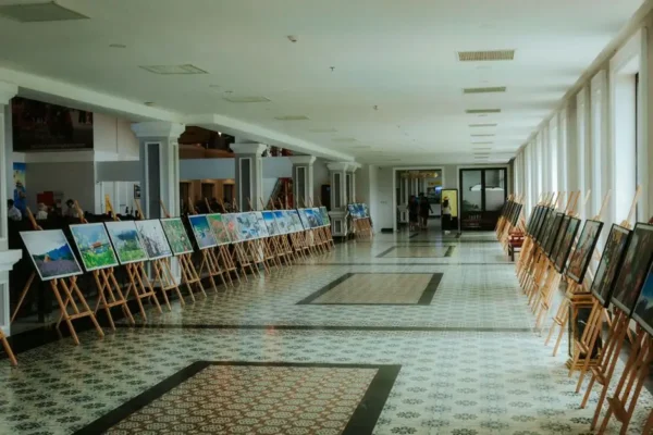 Wernisaż wystawy „Lecz duch jak ognia słup” w Brzezinach już dziś